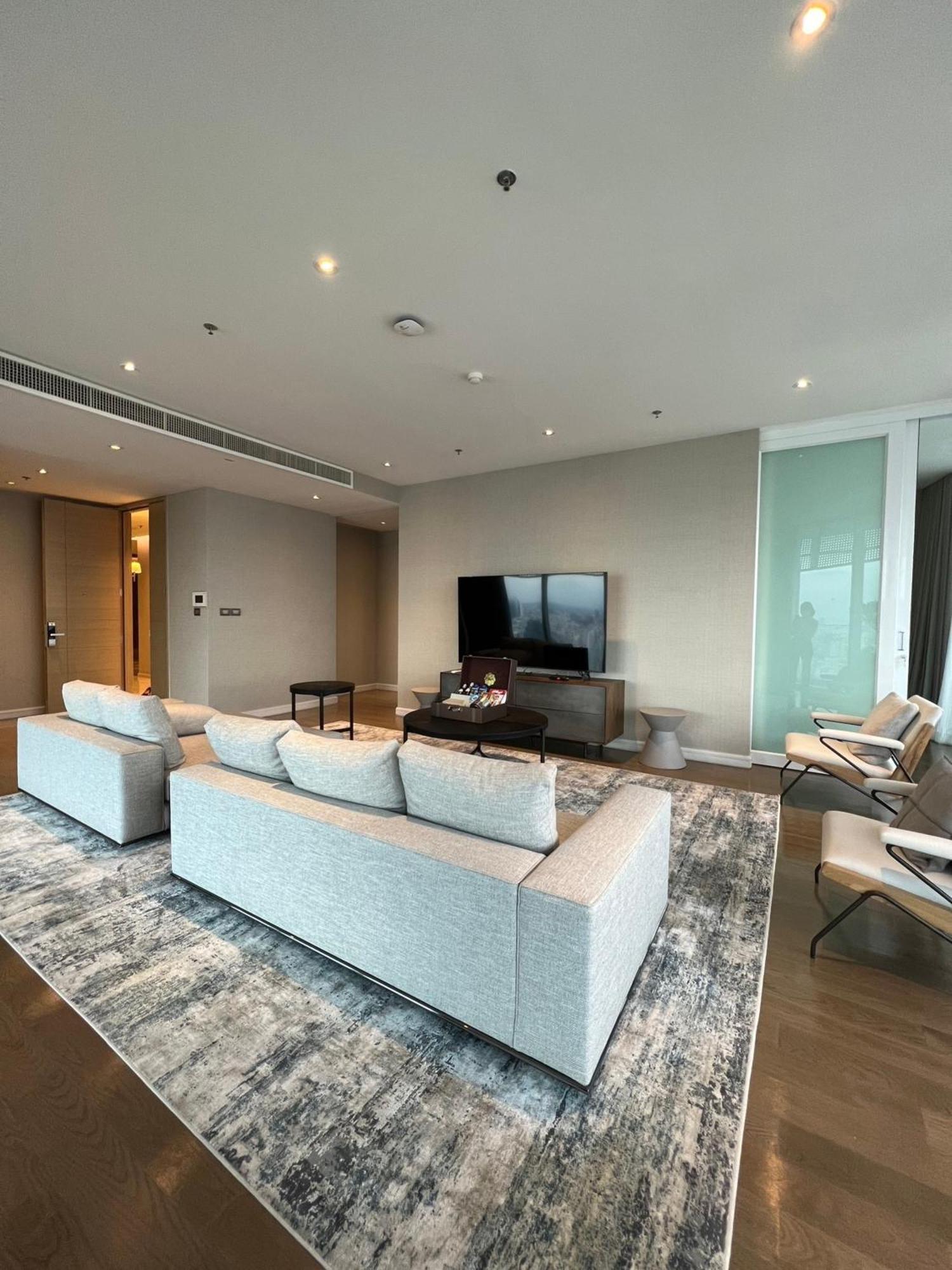 Magnolias Ratchadamri Boulevard Serviced Residences Bangkok Extérieur photo